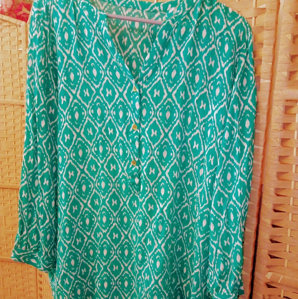 Pre-owned blouse